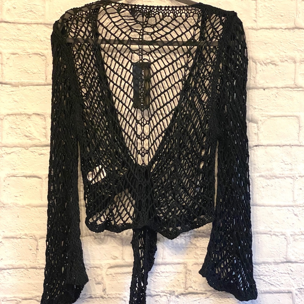 MADE IN ITALY BLACK TIE FRONT CROCHET SWEATER ONE SIZE
